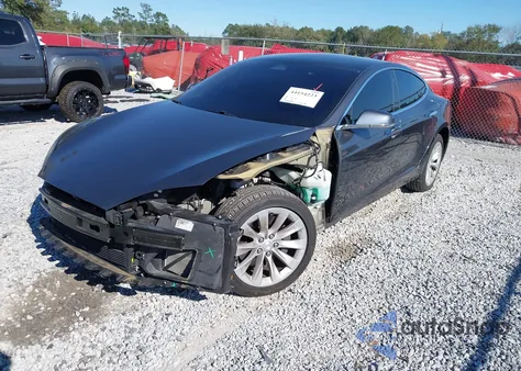 2018 Tesla Model S 100D/75D/P100D из США, поврежденный, VIN 5YJSA1E2XJF270264